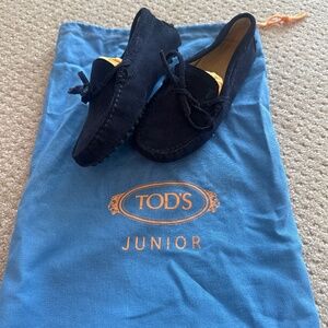Tods Junior navy blue loafer size 28